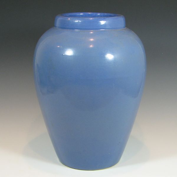 Robinson Ransbottom oil jar in blue