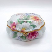 ROCHARD LIMOGES PORCELAIN JEWE