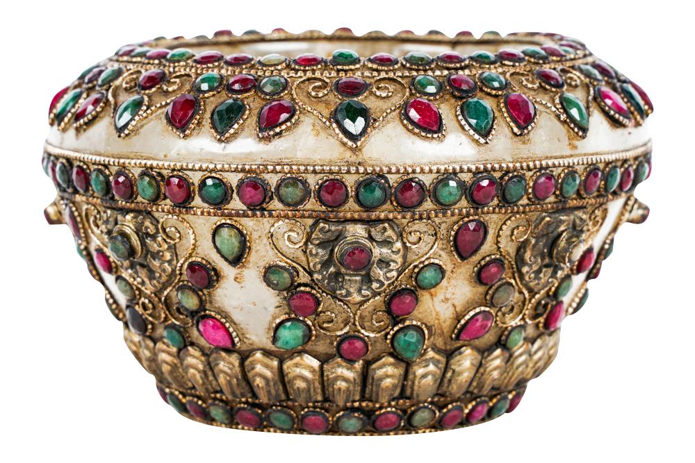 ROCK CRYSTAL BOWLmounted with