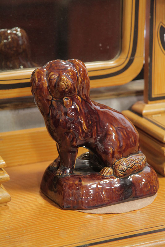 ROCKINGHAM SEATED DOG. Spaniel with