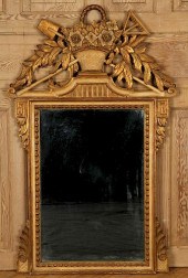 ROCOCO STYLE GILT WOOD MIRROR