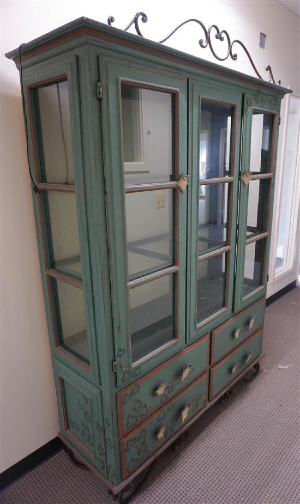 ROCOCO STYLE PARTIAL RED AND