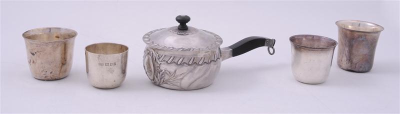 ROCOCO STYLE WOOD-HANDLED
