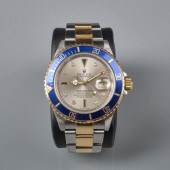 ROLEX OYSTER PERPETUAL DATE SU
