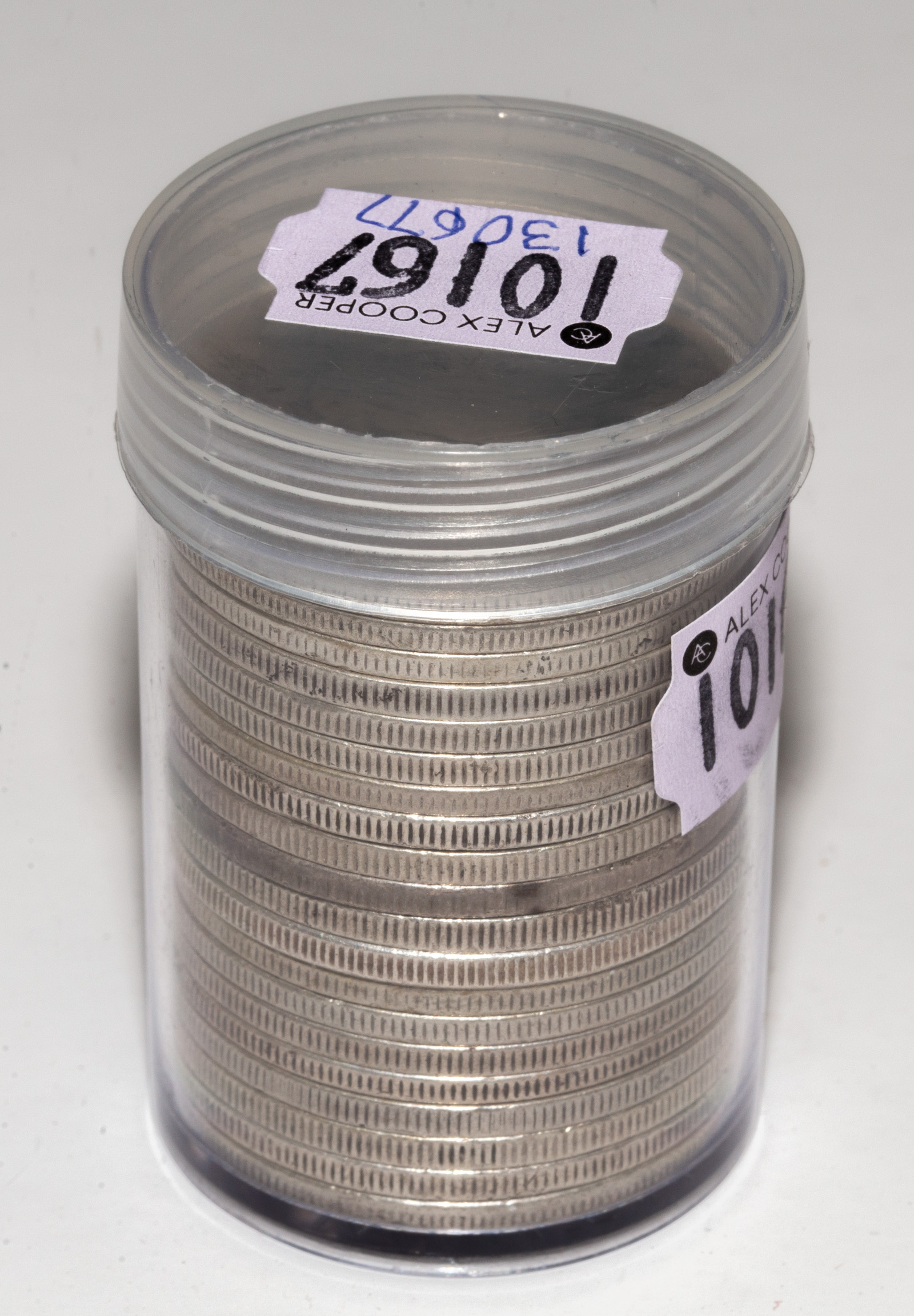 ROLL OF MORGAN SILVER DOLLARS