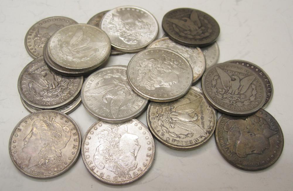 ROLL OF TWENTY U.S. SILVER MORGAN
