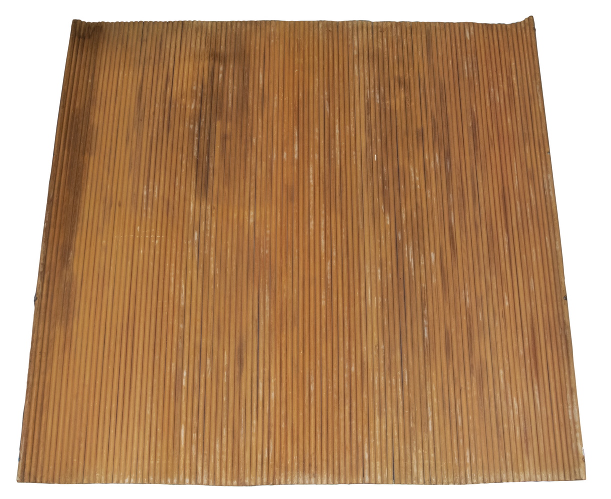 ROLL SCREEN, CIRCA 1950 Cable
