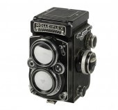 ROLLEIFLEX MEDIUM FORMAT CAMER