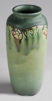 ROOKWOOD ART POTTERY VASE / EL