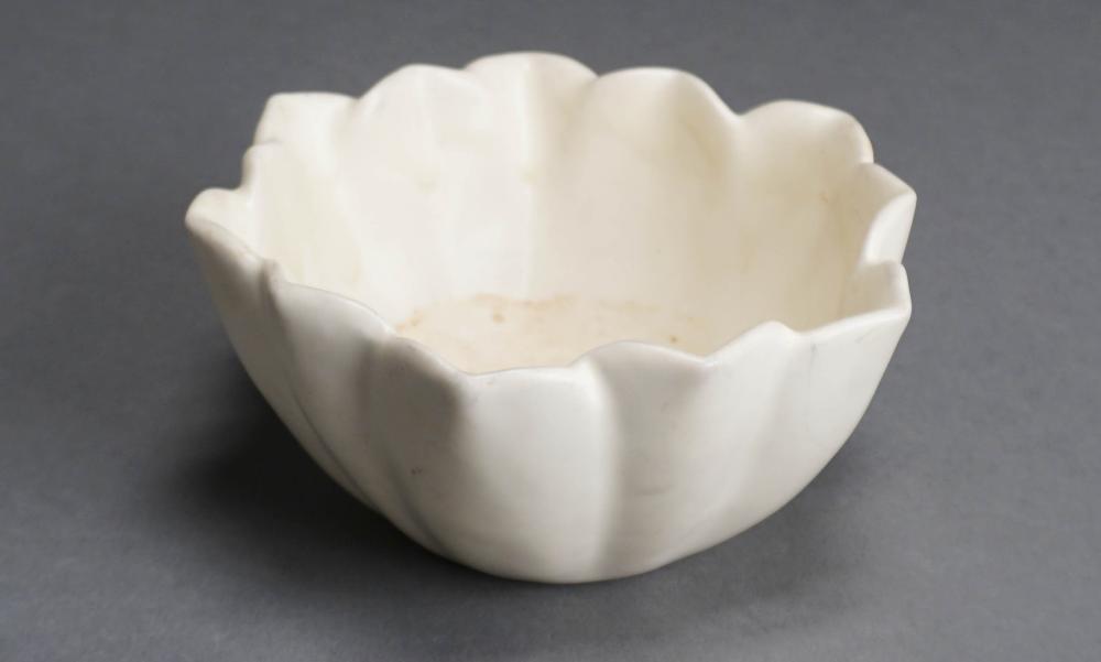 ROOKWOOD GLAZED CERAMIC FLORIFORM