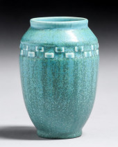 ROOKWOOD POTTERY #2284 MATTE B
