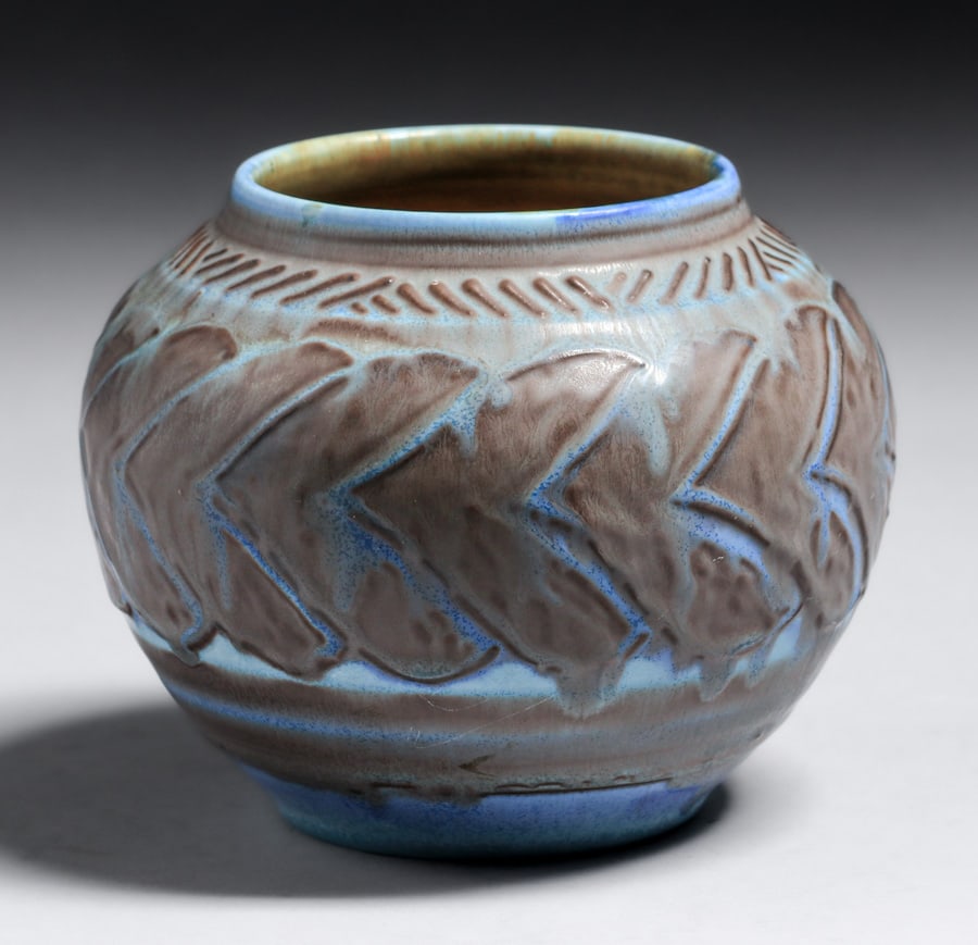 ROOKWOOD POTTERY ELIZABETH