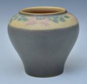 ROOKWOOD POTTERY VASE, ELIZABE