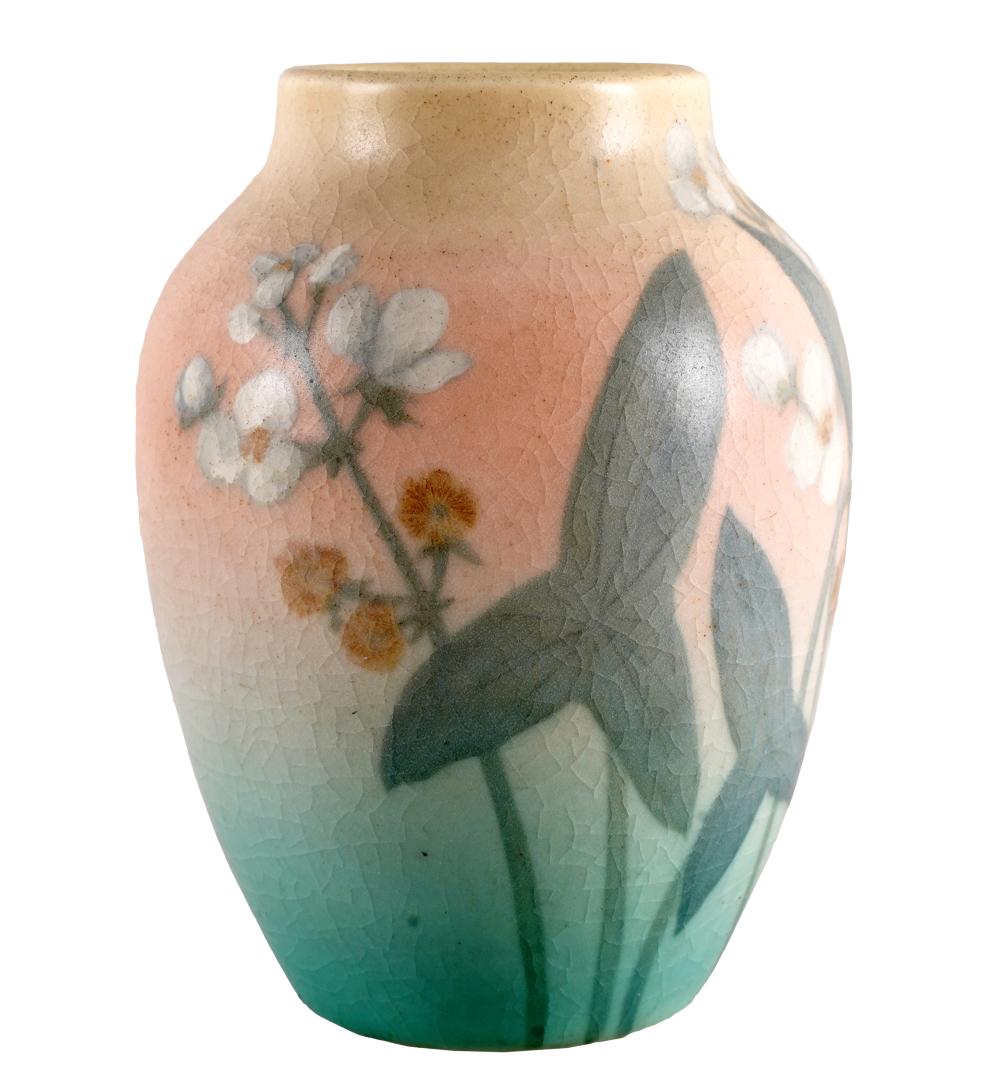ROOKWOOD POTTERY VASEmark to