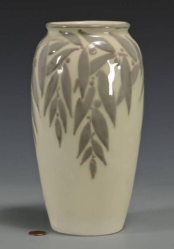 ROOKWOOD VASE, LEAF