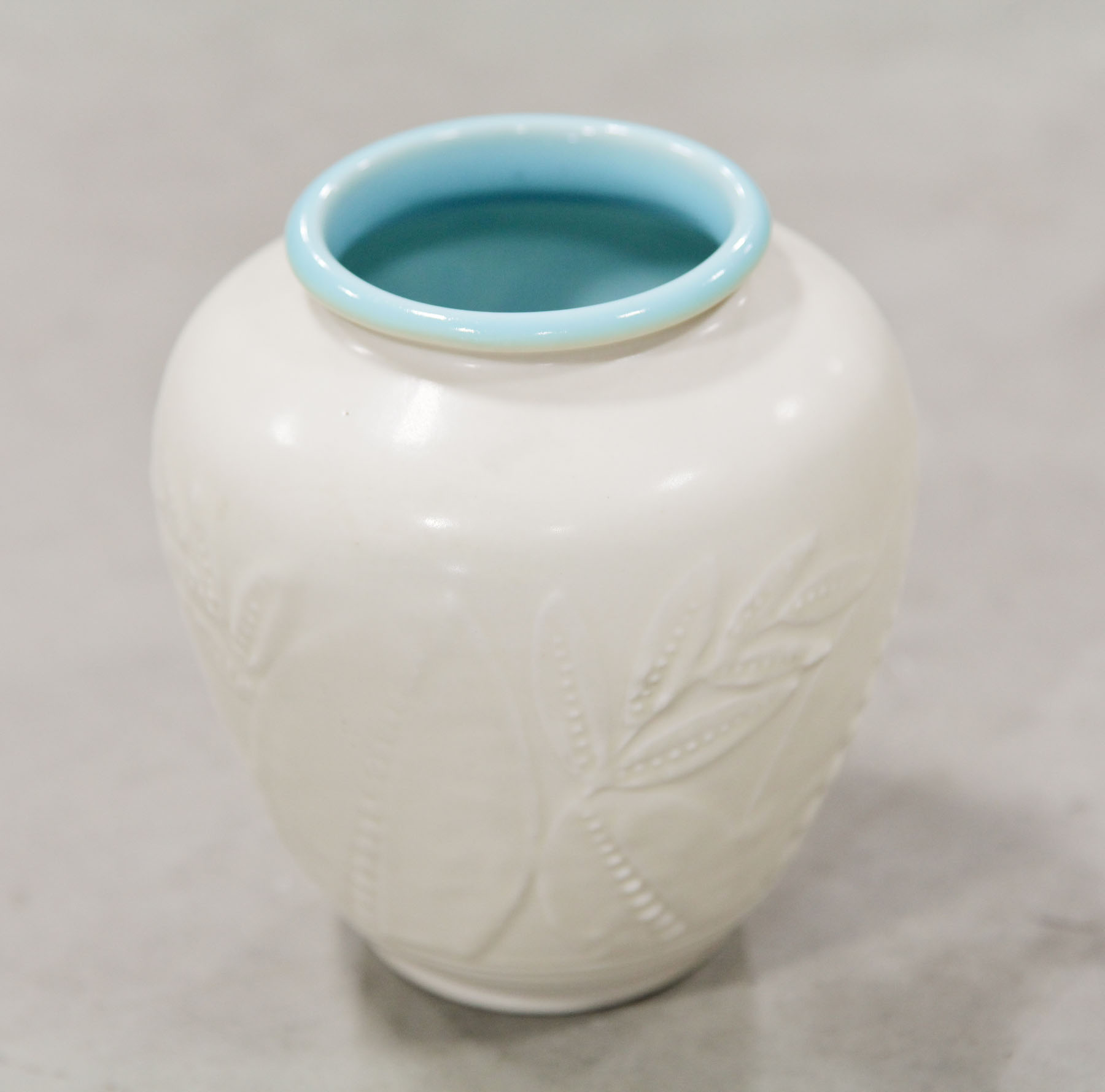 ROOKWOOD VASE.  Ohio  1932.