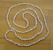 ROPE LENGTH BAROQUE WHITE PEAR