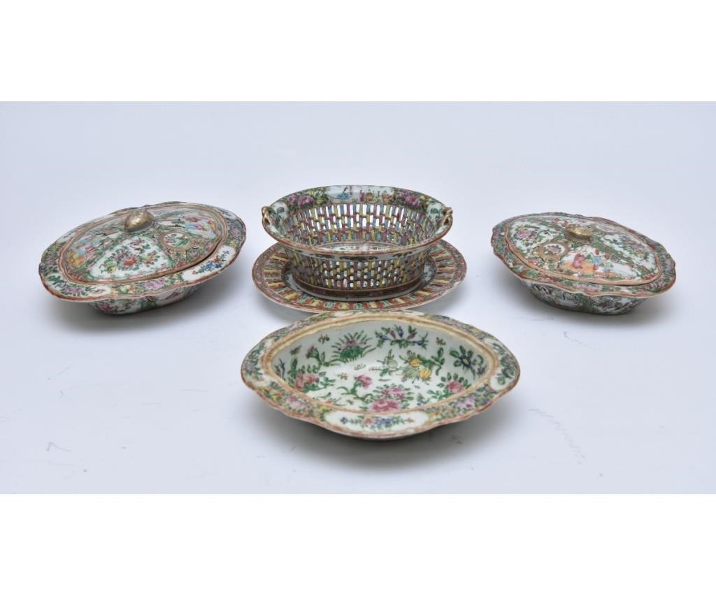 Rose Medallion fruit basket and