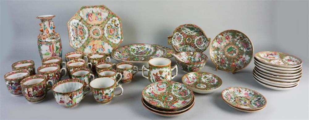ROSE MEDALLION PORCELAIN