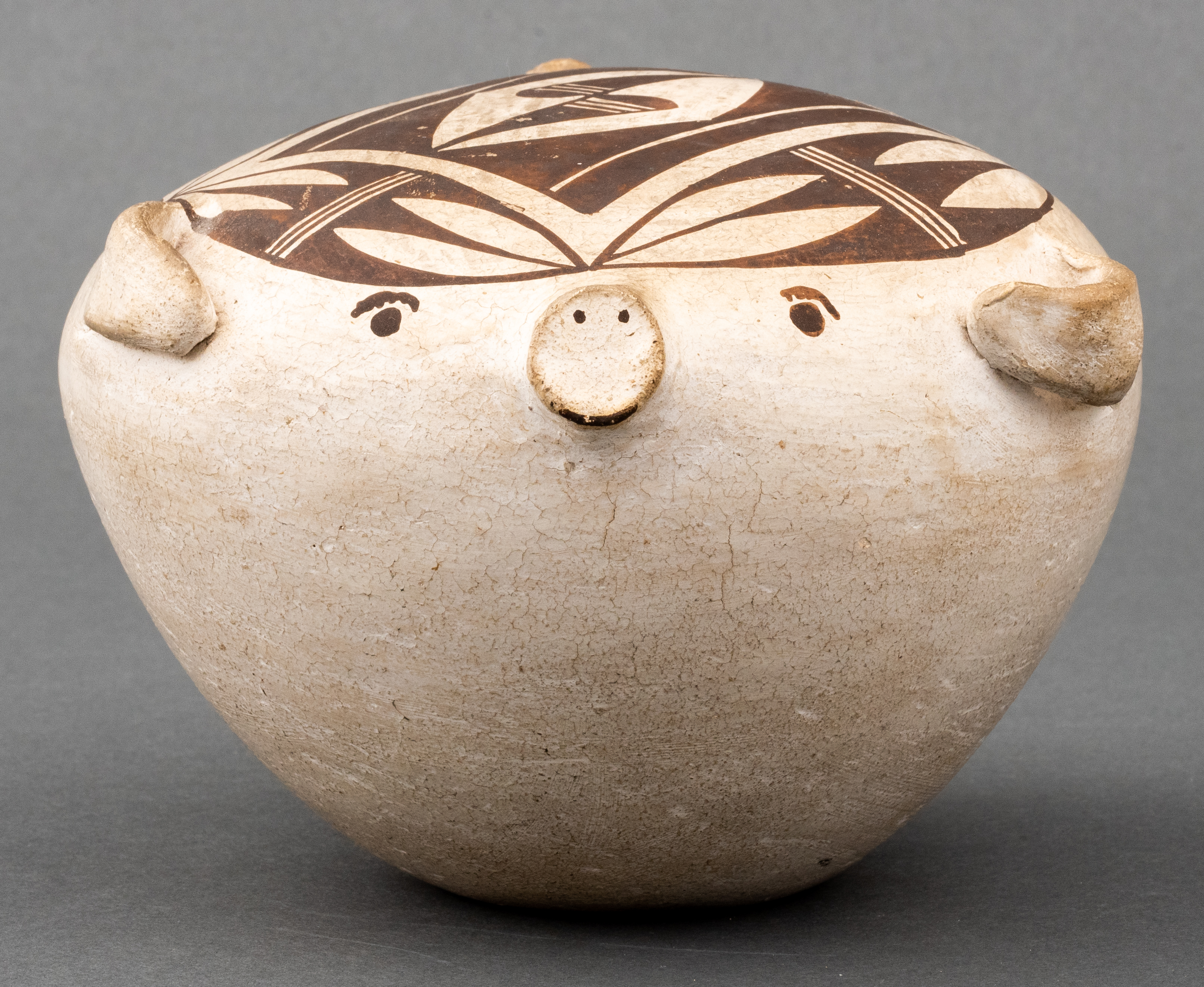 ROSEMARY CHINO ACOMA POTTERY PIG