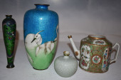 ROSEMEDALLION TEAPOT WITH TWO