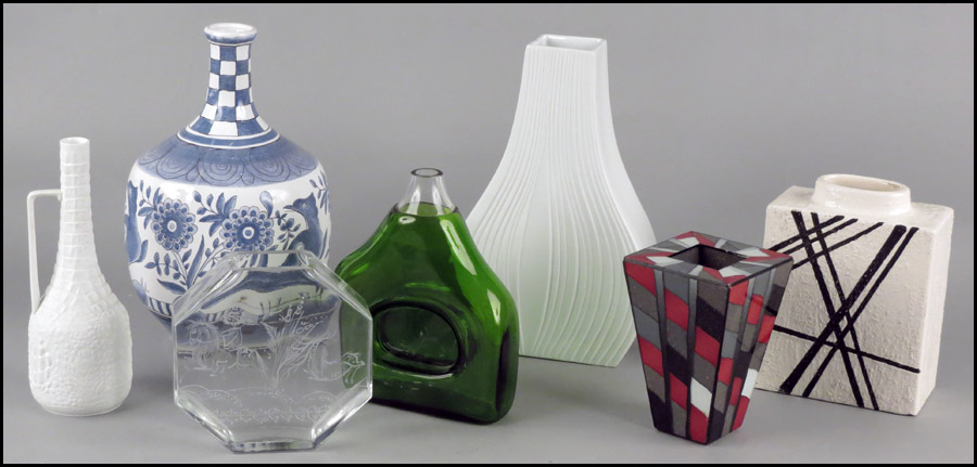 ROSENTHAL GREEN GLASS VASE.