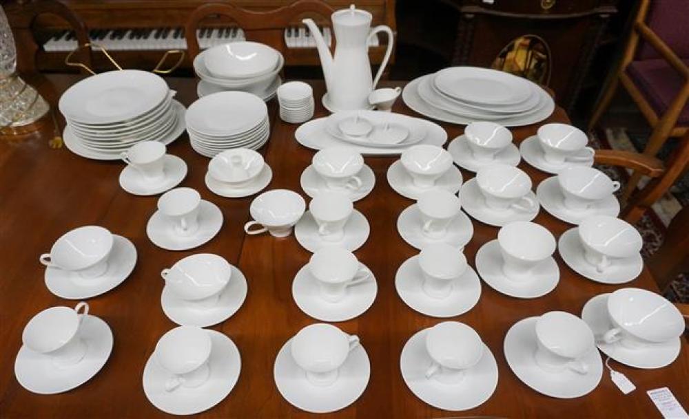 ROSENTHAL PORCELAIN 92-PIECE DINNER