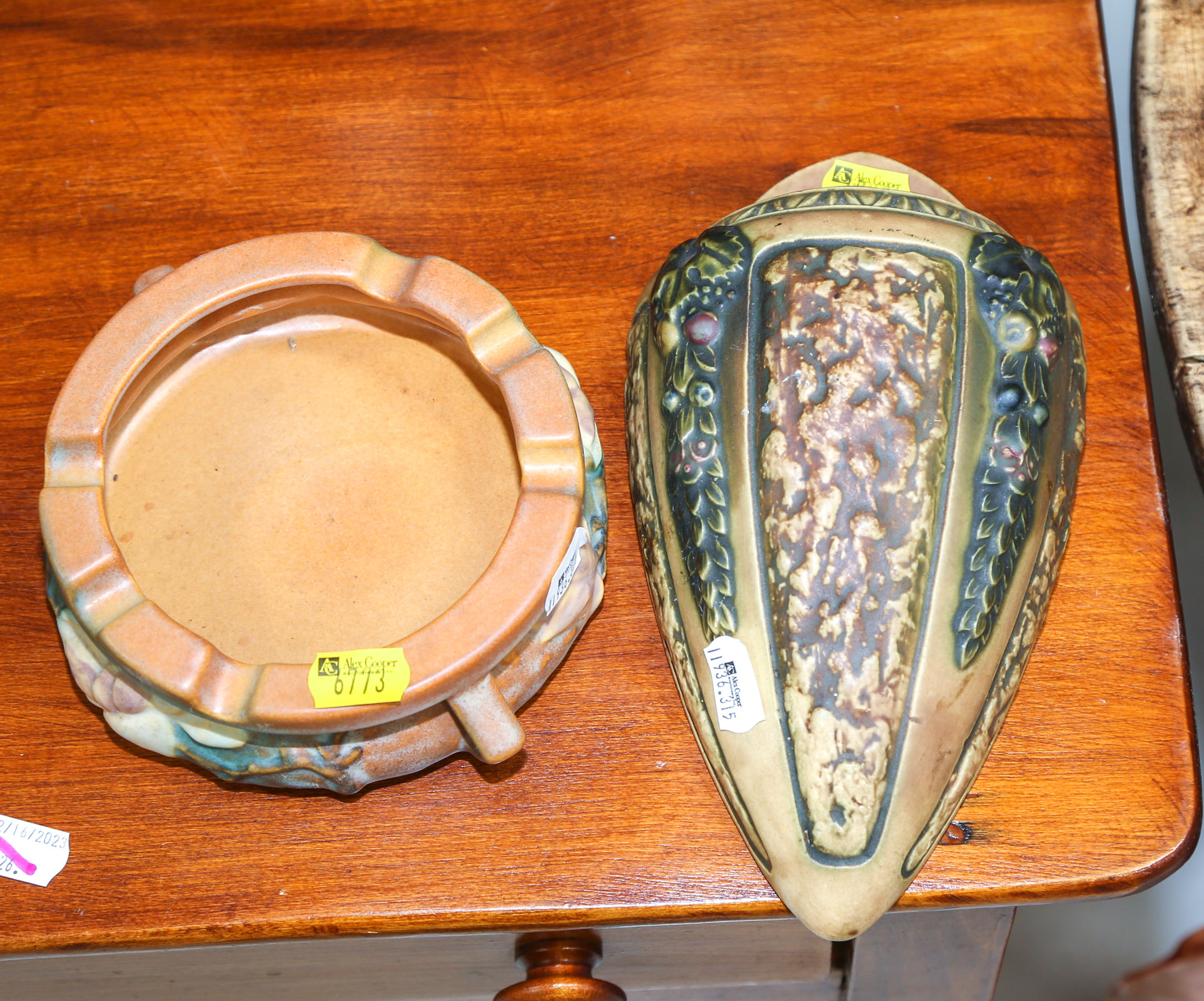 ROSEVILLE ASHTRAY & A WALL POCKET