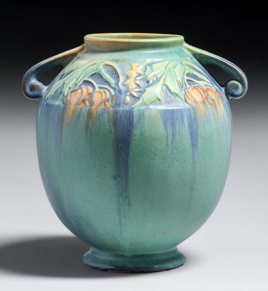 ROSEVILLE BANEDA TWO-HANDLED VASE
