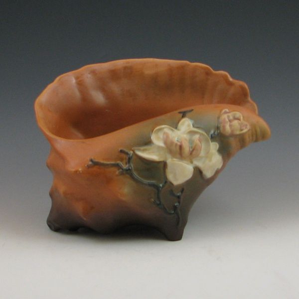 Roseville brown Magnolia conch