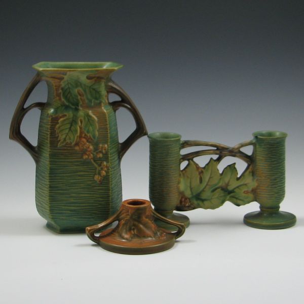 Roseville Bushberry Vase Candle