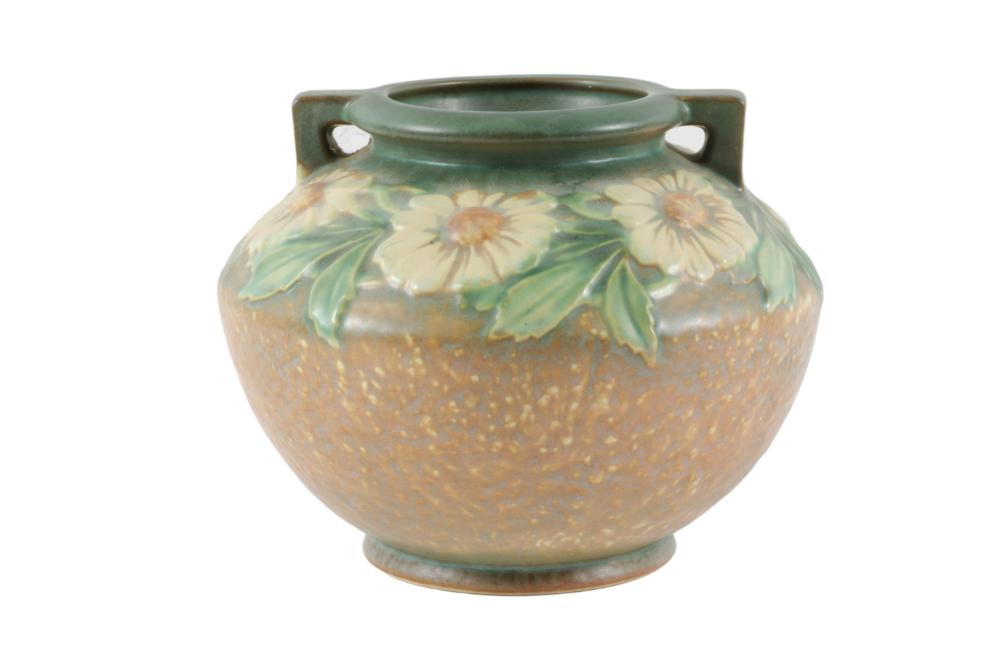 ROSEVILLE DAHLROSE VASE, SHAPE