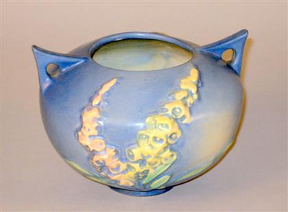 Roseville double handled