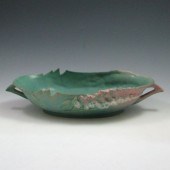 Roseville Foxglove Bowl green