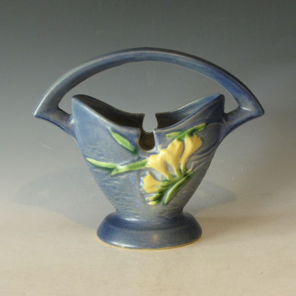 Roseville Freesia basket in blue.