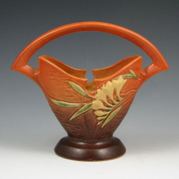Roseville Freesia basket in brown.