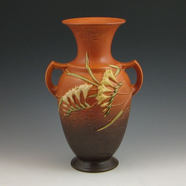 Roseville Freesia handled vase in