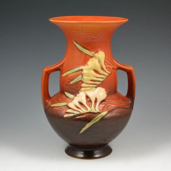 Roseville Freesia vase in brown. 