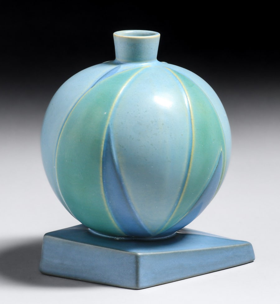 ROSEVILLE FUTURA ART DECO BALL VASE