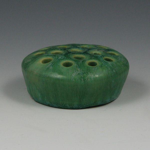 Roseville green Laurel 15-3 1/2"