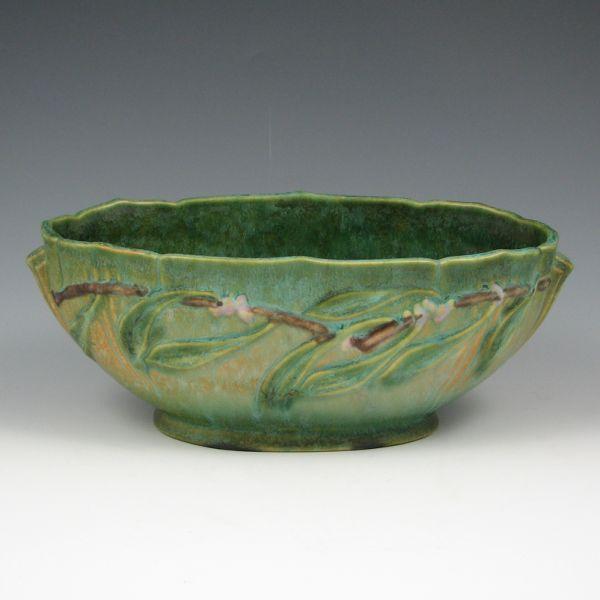Roseville Laurel 252-8 1/4" bowl in