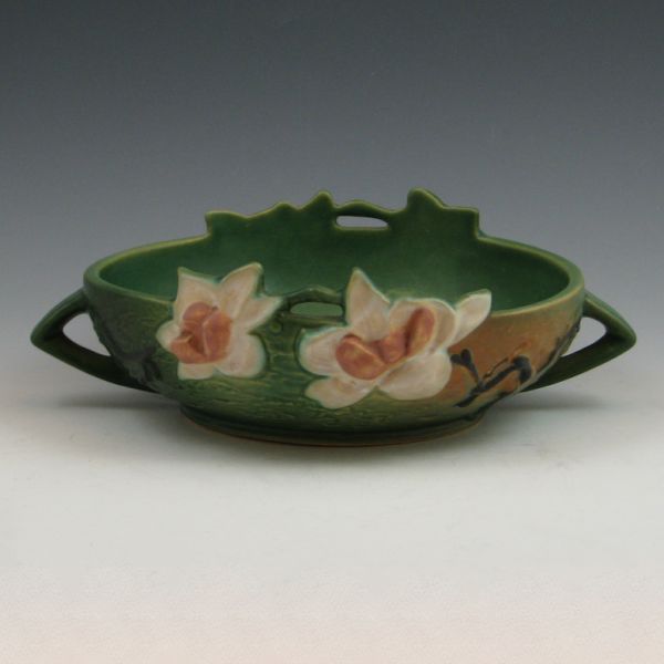 Roseville Magnolia bowl in green.
