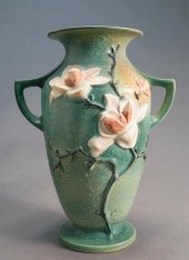 ROSEVILLE 'MAGNOLIA' VASE (REP