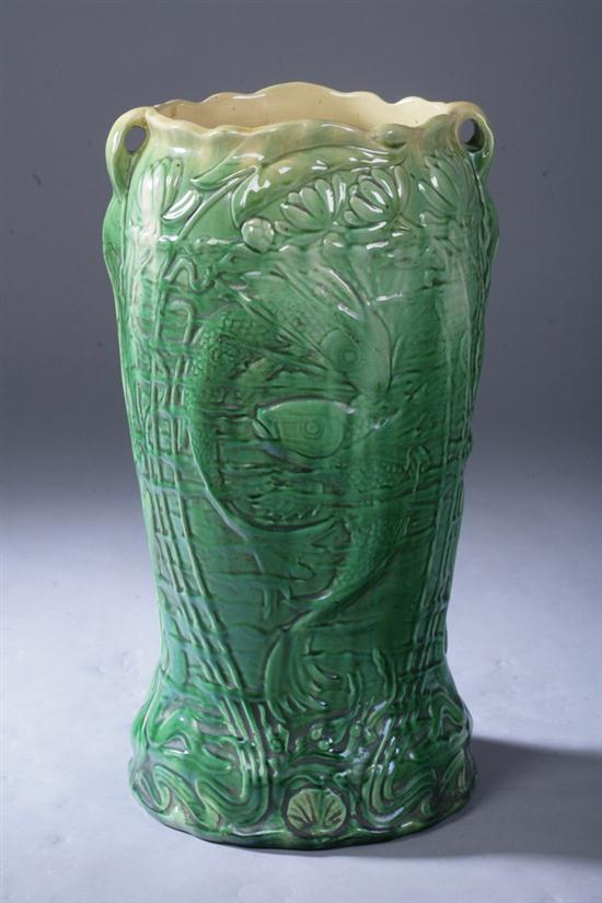 ROSEVILLE MAJOLICA UMBRELLA