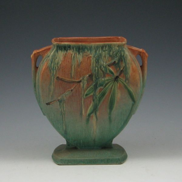 Roseville Moss Pillow Vase tan
