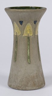 Roseville Mostique Vase Americ