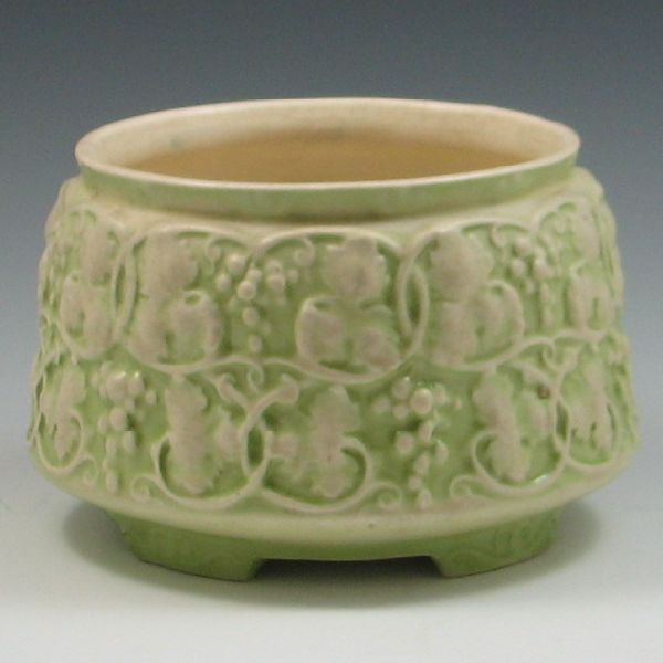 Roseville Old Ivory Planter