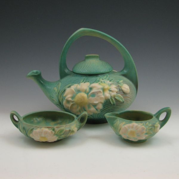 Roseville Peony tea set in green.