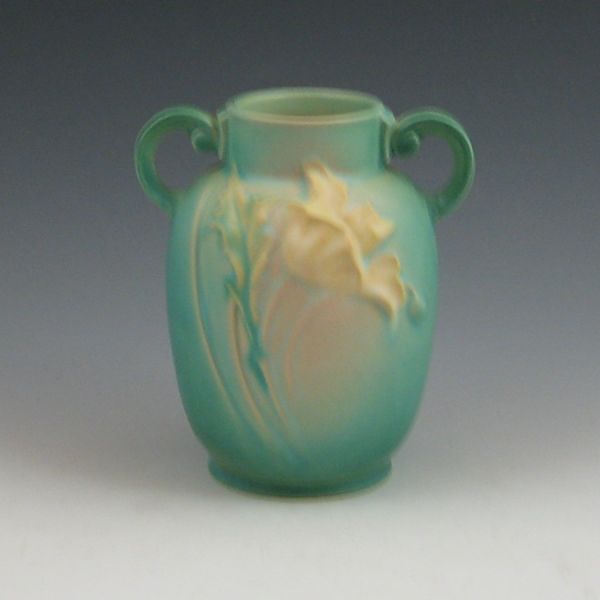 Roseville Poppy vase in green.