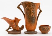 ROSEVILLE POTTERY BUSHBERRY CE